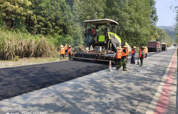 S223宜安路，油面攤鋪